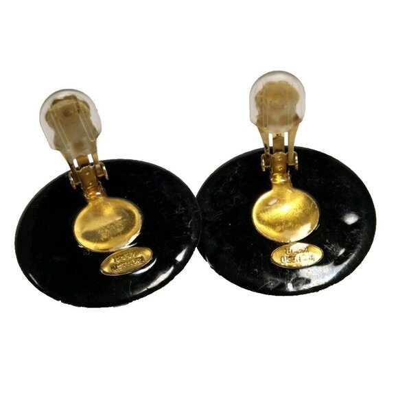 Elegant Gold Stud Earrings - Picture 3 of 11